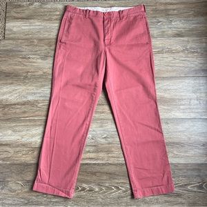 J Crew classic Fit Men’s Flat front khakis size 34x30 pink, salmon